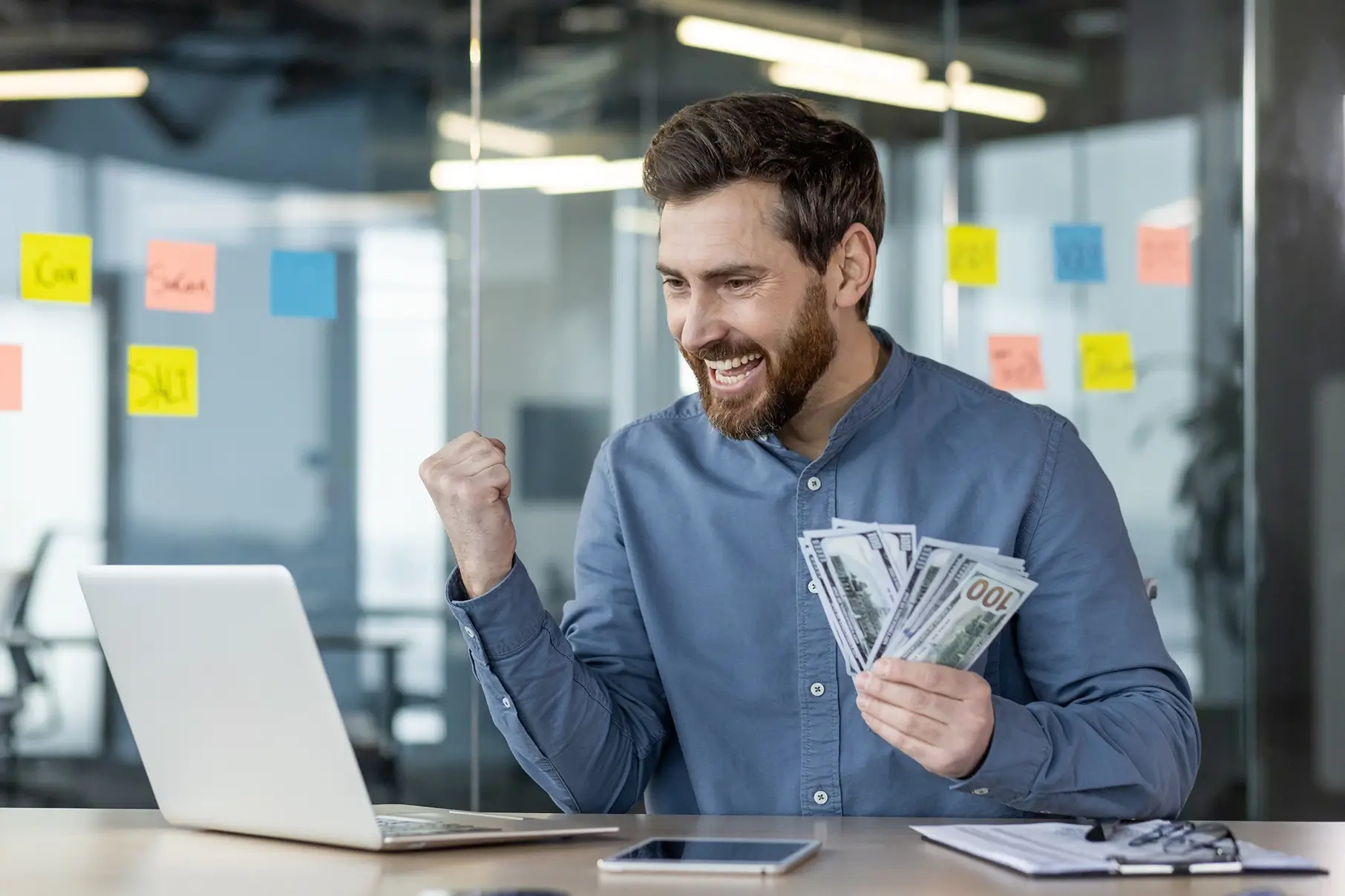 8 Effective Finance Tips to Help Freelancers and Digital Nomads Stay Ahead